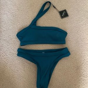 Zaful bikini / on hold